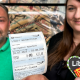 Das Bild zeigt einen Mann und eine Frau, die gemeinsam das Libori-Wochen-Ticket 2025 und das aktuelle Libori-Ansteckherz in die Kamera halten.