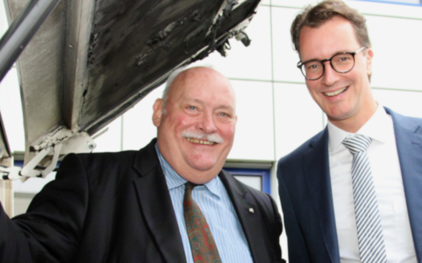 PaderSprinter: Hendrik Wüst zu Besuch beim PaderSprinter