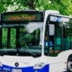Bus mit Zieltext "Schöne Ferien"